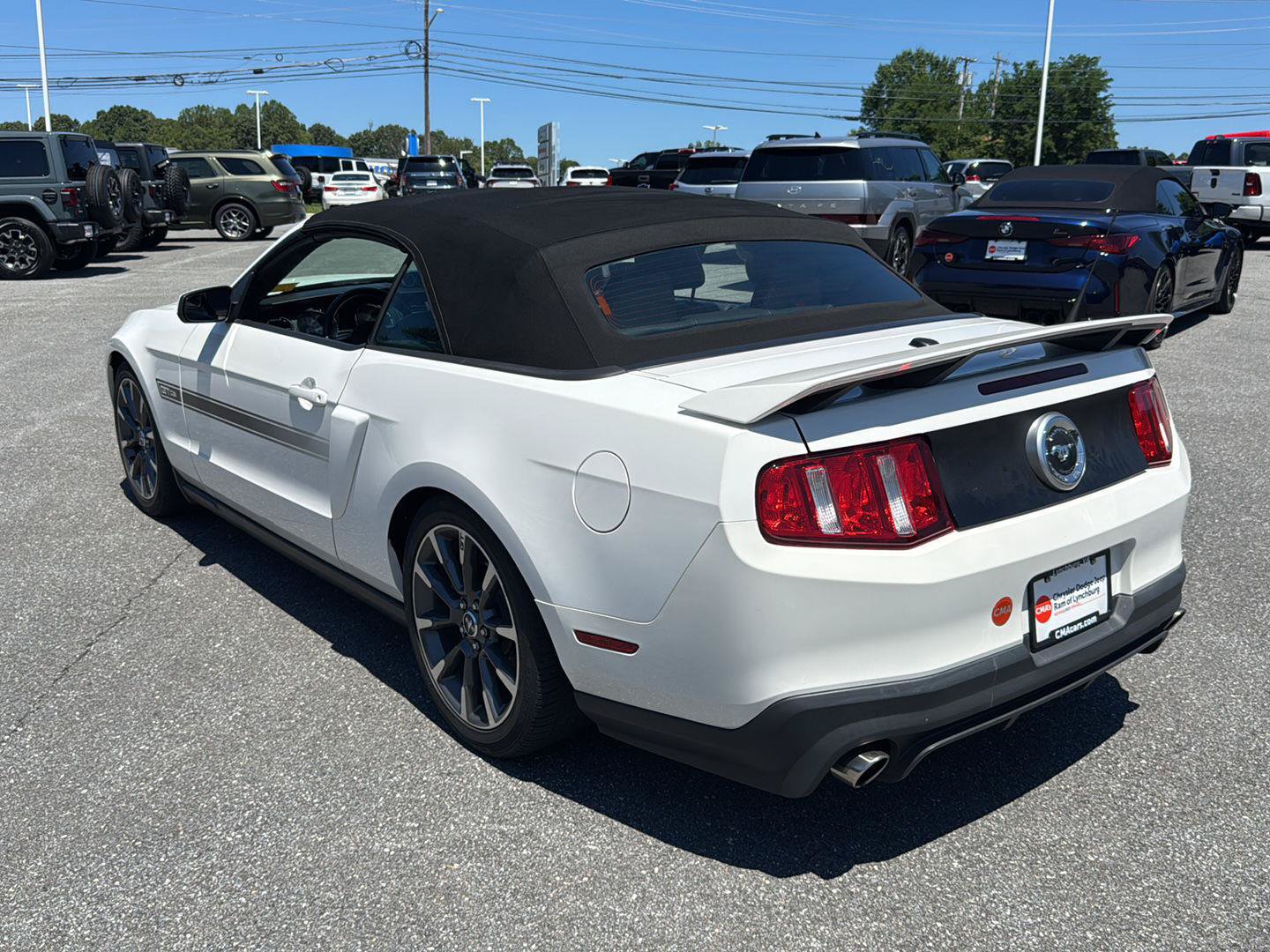 Used 2011 Ford Mustang GT Premium w/ Electronics Pkg RWD image 3