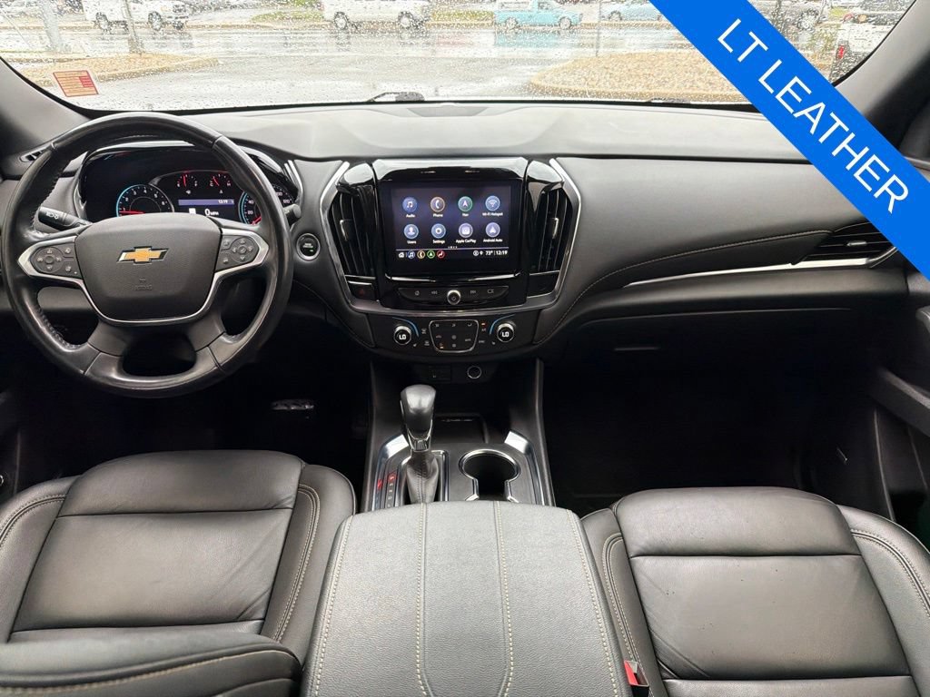 Used 2022 Chevrolet Traverse LT w/ LT Premium Package AWD/4WD image 24