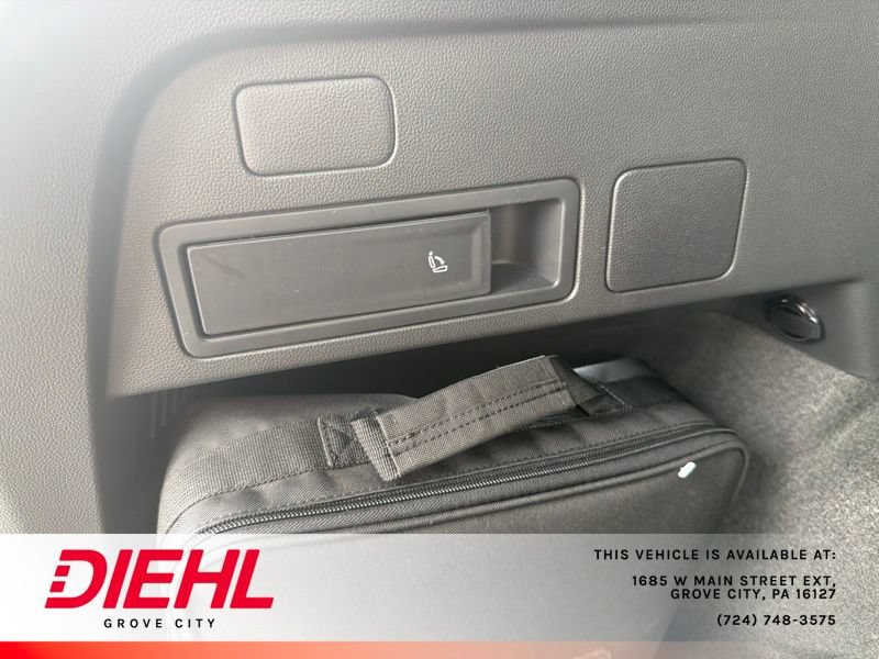 Used 2024 Volkswagen Tiguan SE AWD/4WD image 14