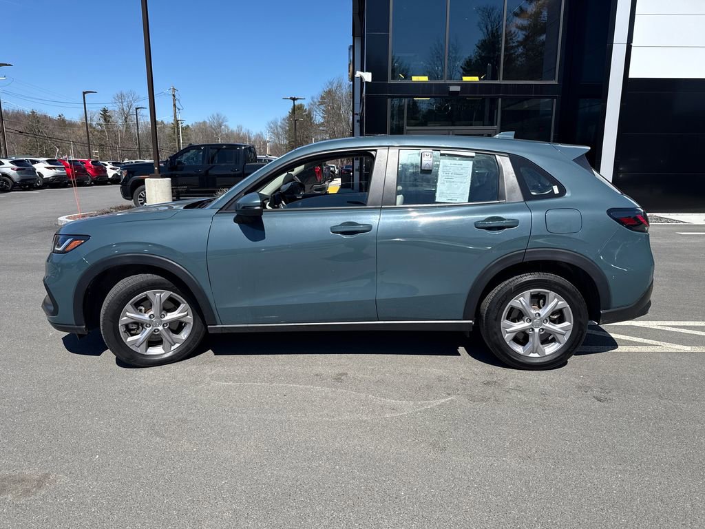Used 2024 Honda HR-V LX image 2