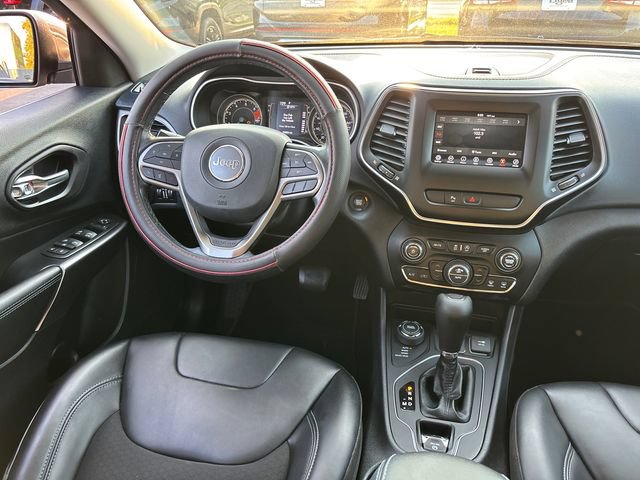 Used 2020 Jeep Cherokee Latitude Plus w/ Comfort/Convenience Group AWD/4WD image 11