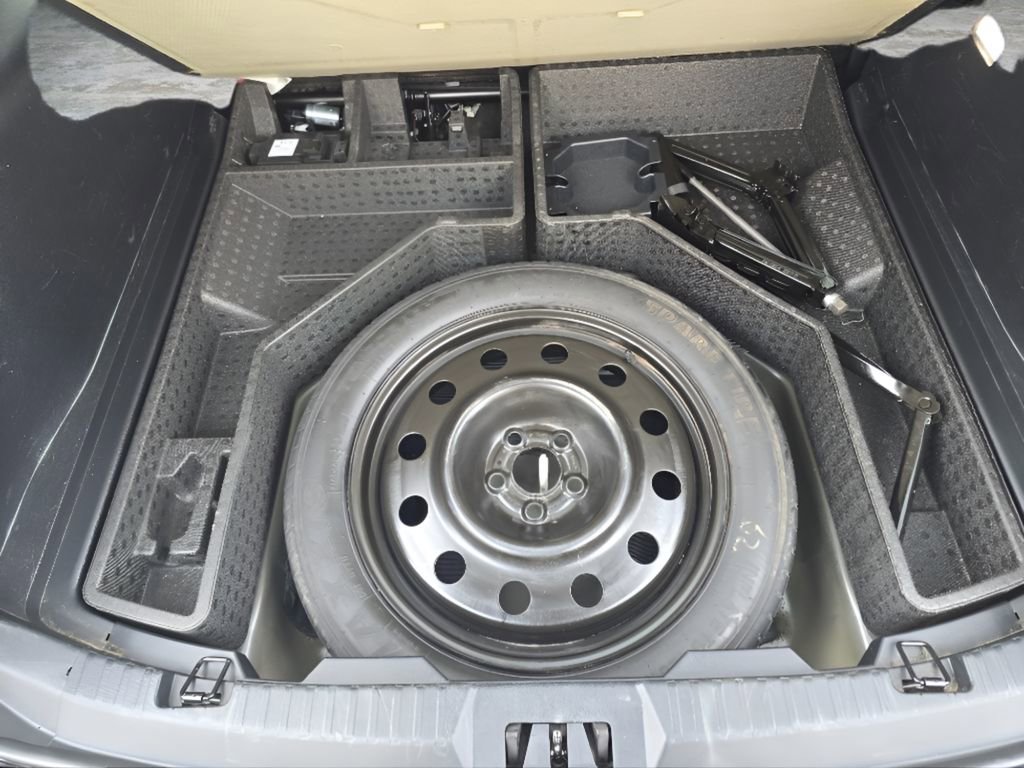 Used 2022 Ford Edge Titanium image 31