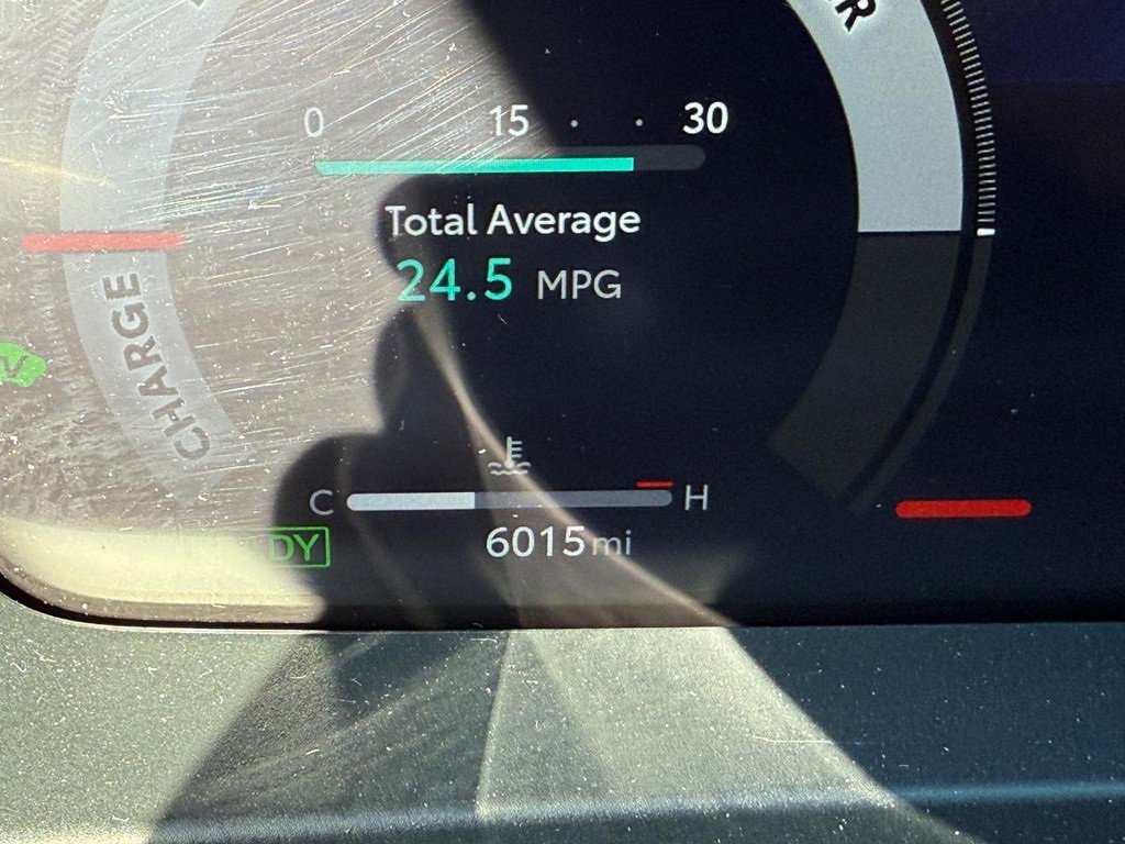 Certified 2025 Toyota Crown Platinum image 23