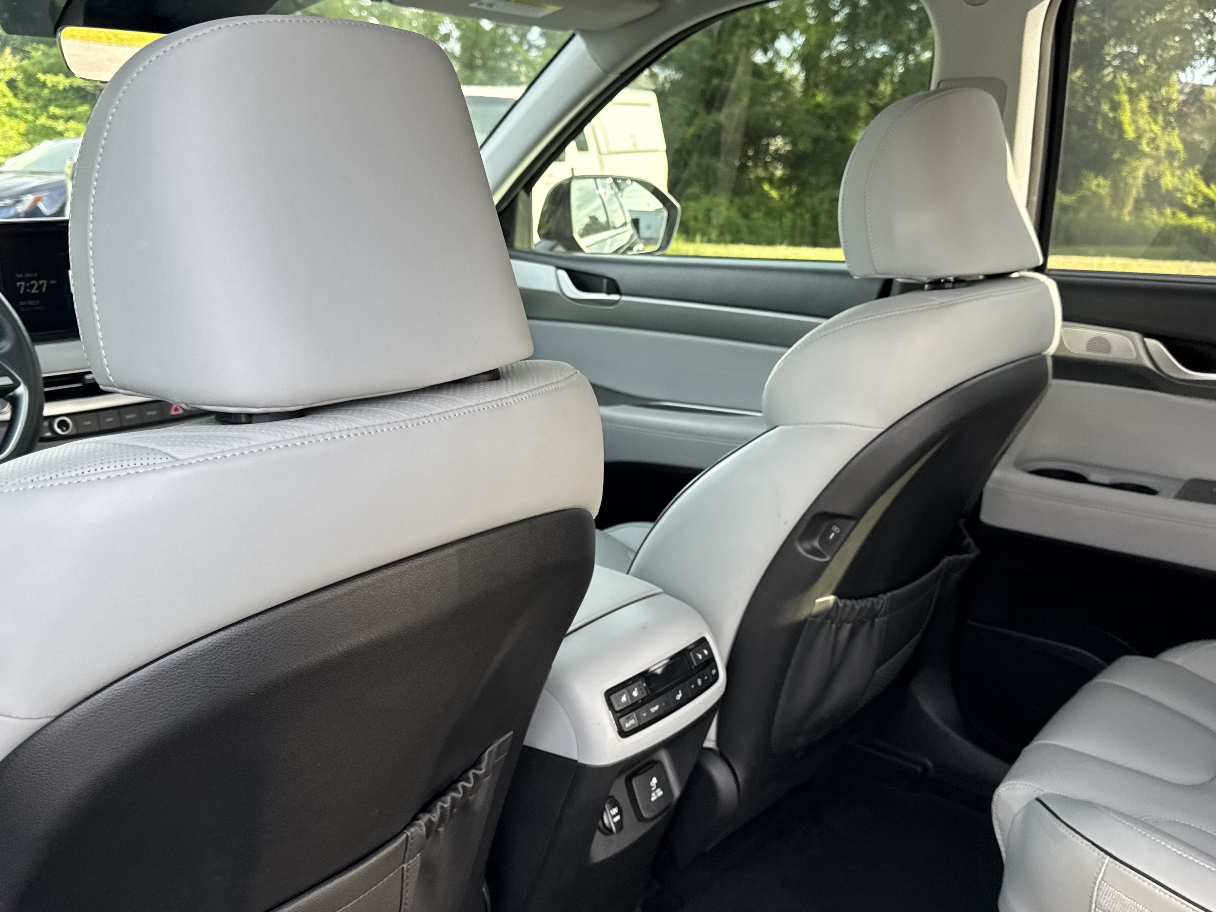 Used 2023 Hyundai Palisade SEL w/ Premium Package AWD/4WD image 26