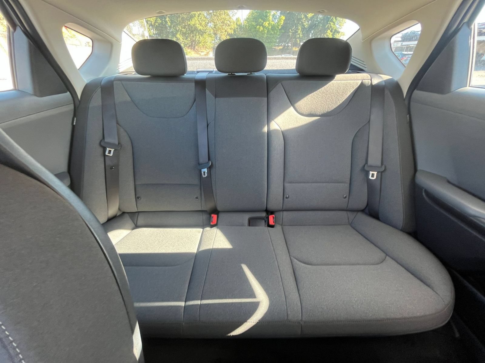 Used 2025 Kia K4 FWD image 38