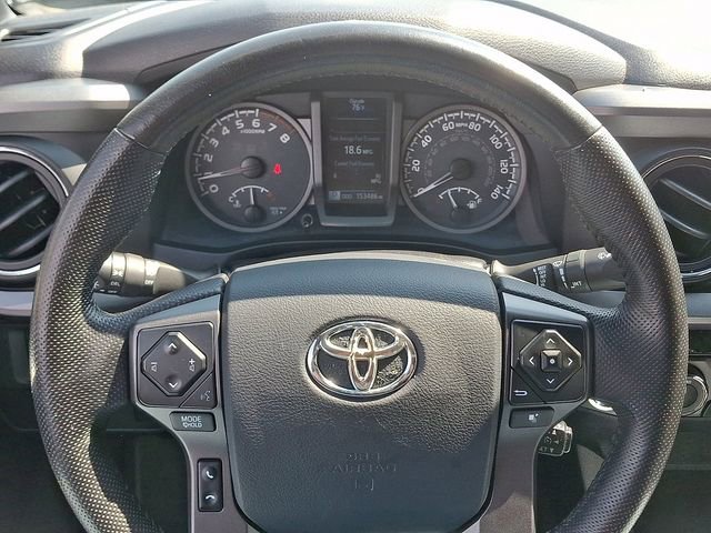 Used 2016 Toyota Tacoma TRD Off-Road w/ Towing Package AWD/4WD image 17