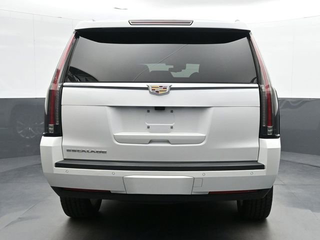 Used 2019 Cadillac Escalade Luxury image 7