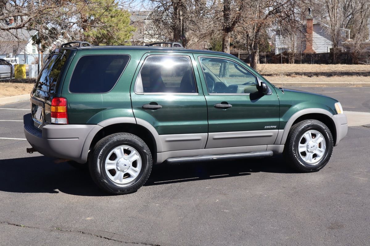 Used 2001 Ford Escape XLT image 4