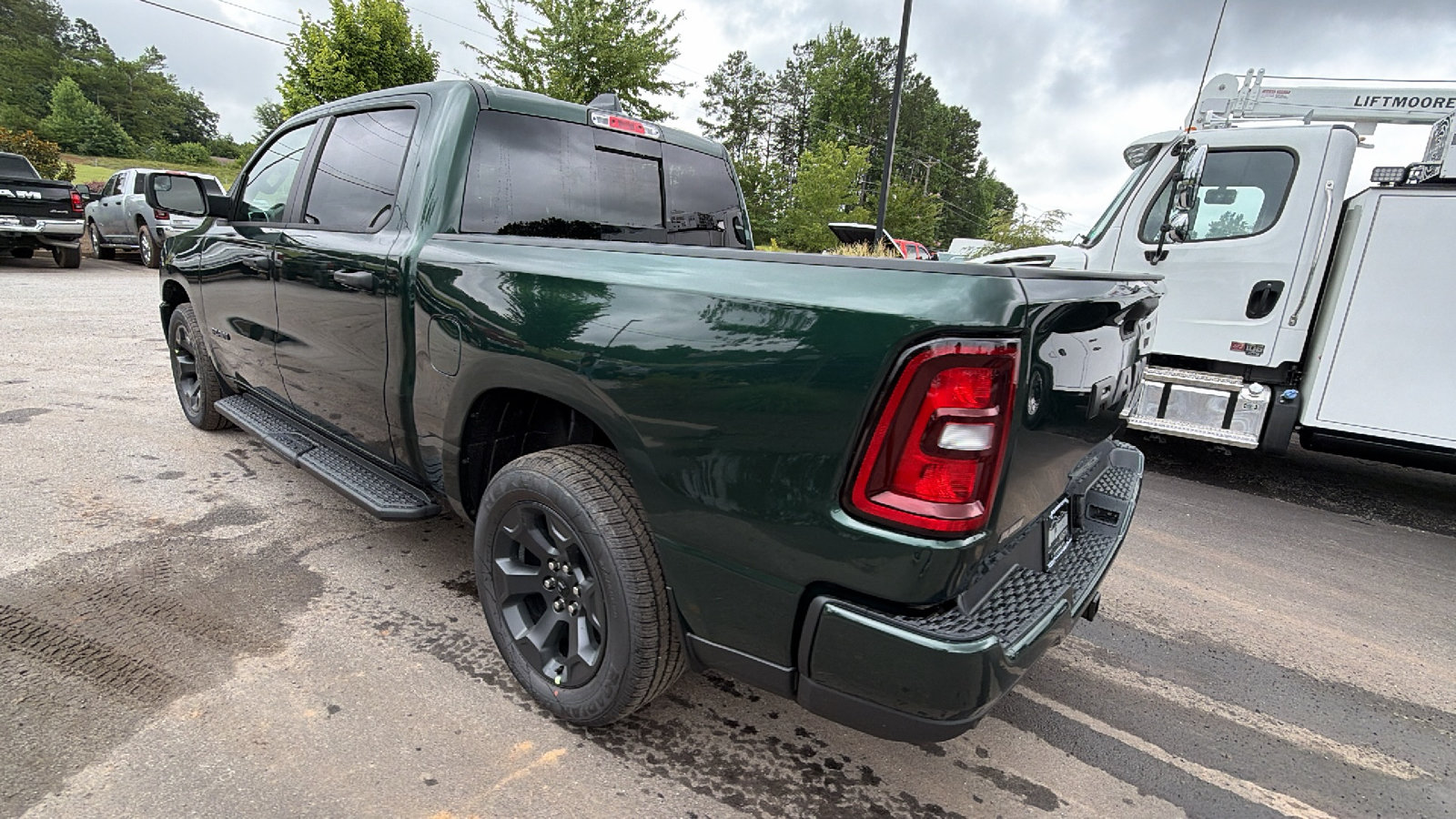 Certified 2026 RAM 1500 Express AWD/4WD image 10