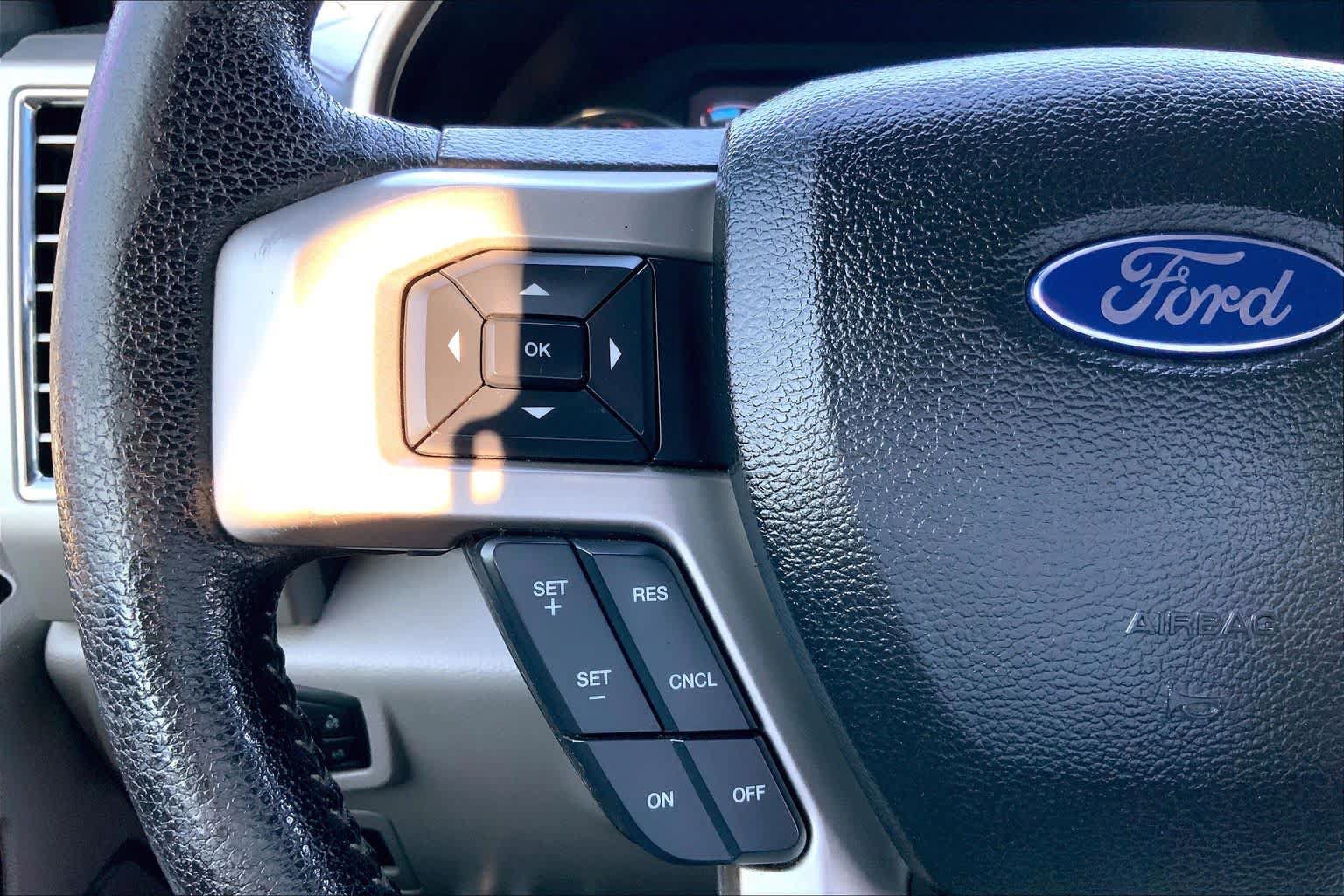 Used 2016 Ford F150 Lariat AWD/4WD image 24