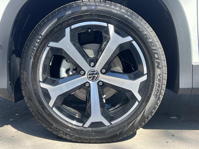 New 2026 Volkswagen Tiguan SE image 6