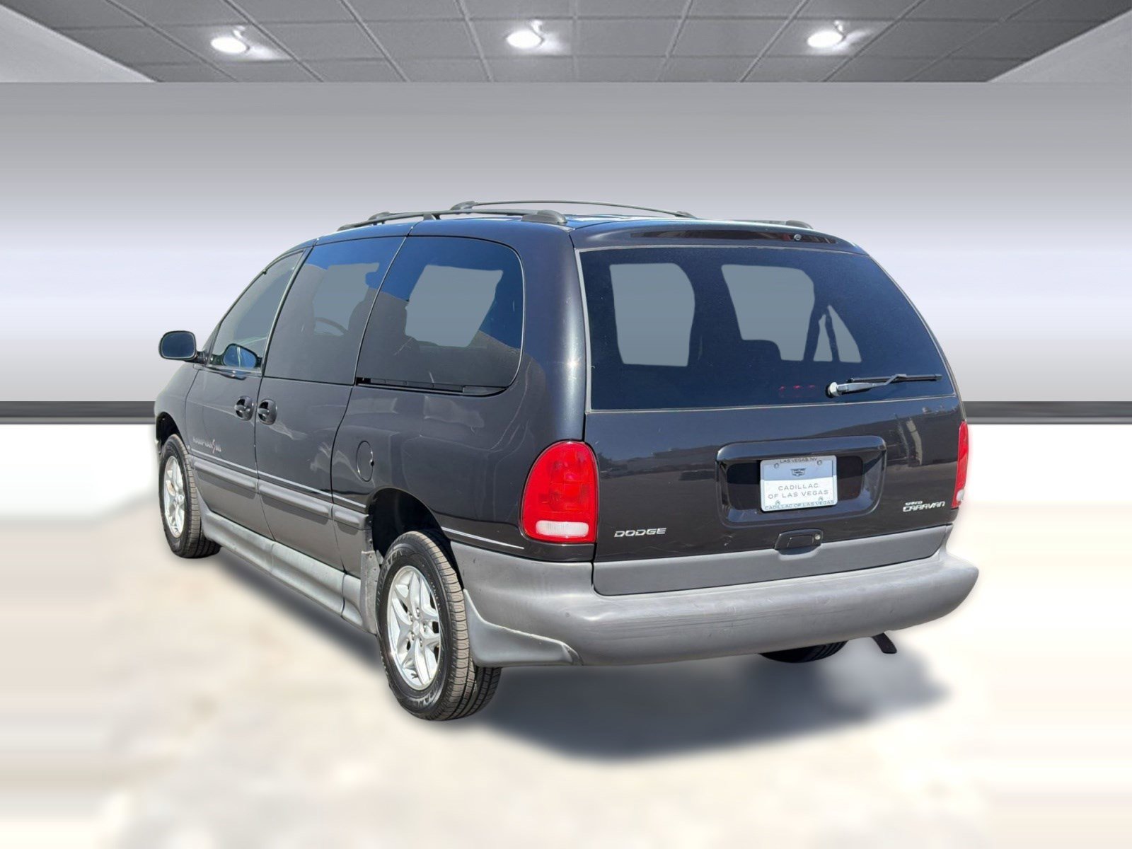 Used 1999 Dodge Grand Caravan LE image 3