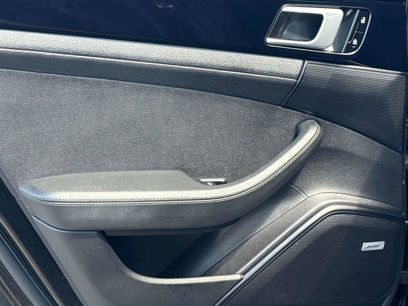 Used 2020 Porsche Panamera 4 image 11