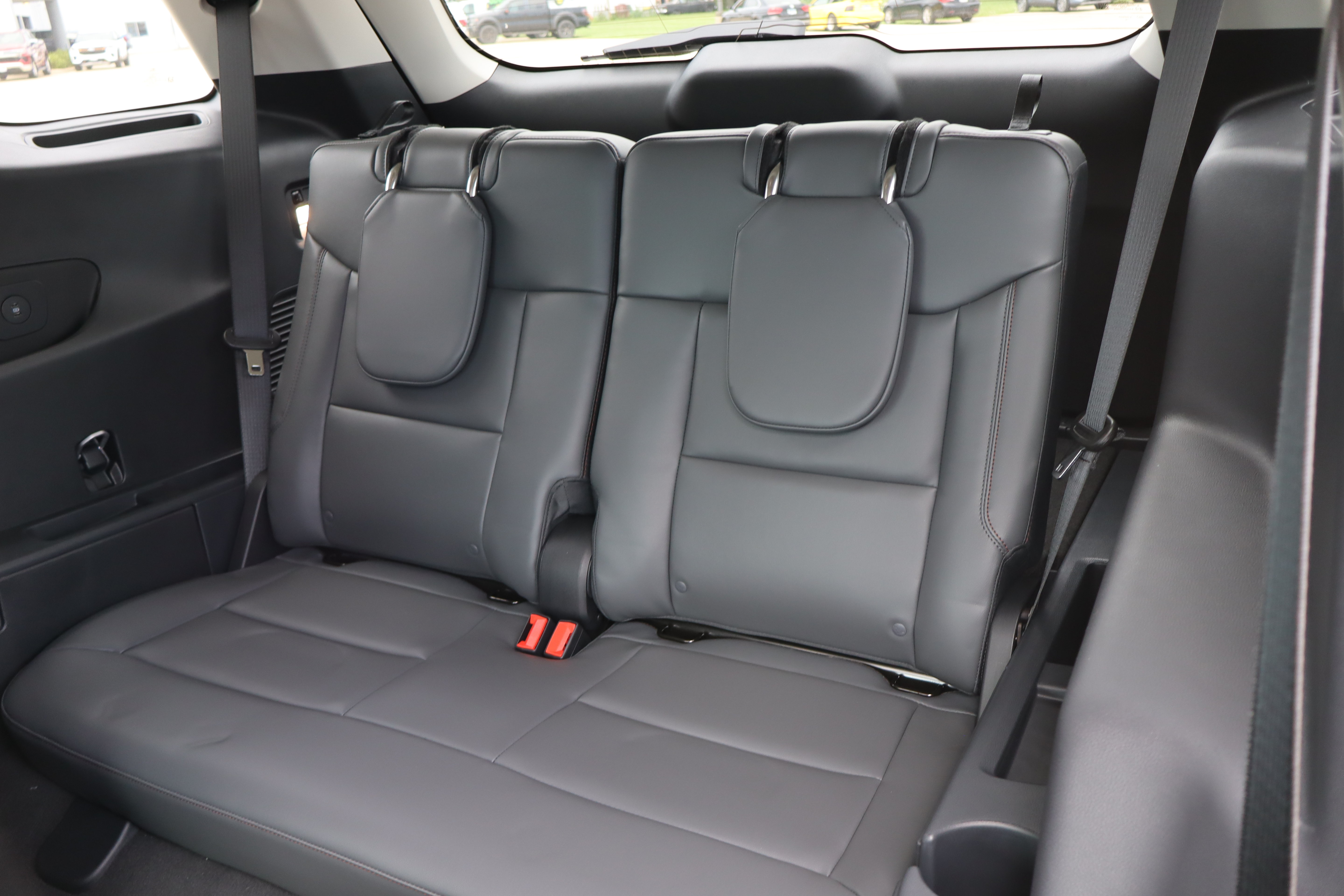 New 2026 Ford Explorer Active w/ Active Comfort Package AWD/4WD image 11