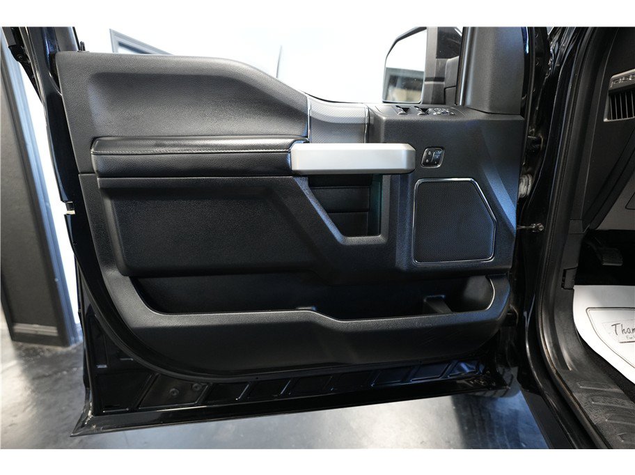 Used 2016 Ford F150 Lariat w/ Equipment Group 502A Luxury AWD/4WD image 15