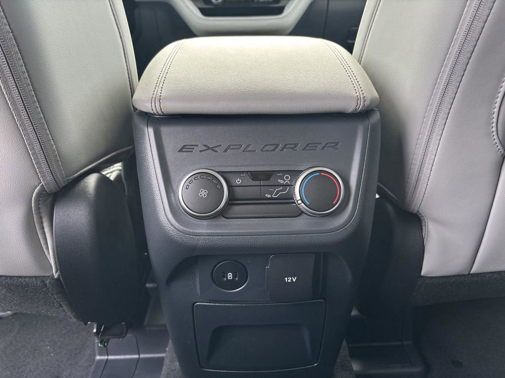 New 2026 Ford Explorer Active w/ Active Comfort Package image 23