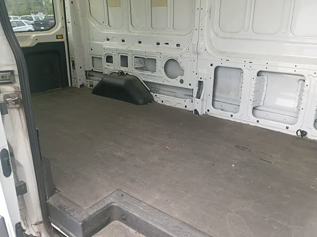 Used 2017 Ford Transit 250 148 Medium Roof image 17