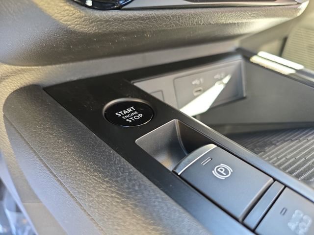 New 2026 Nissan Kicks SV w/ SV Premium Package image 25