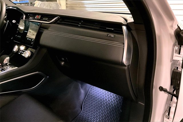 Used 2025 Jaguar F-PACE R-Dynamic S image 25