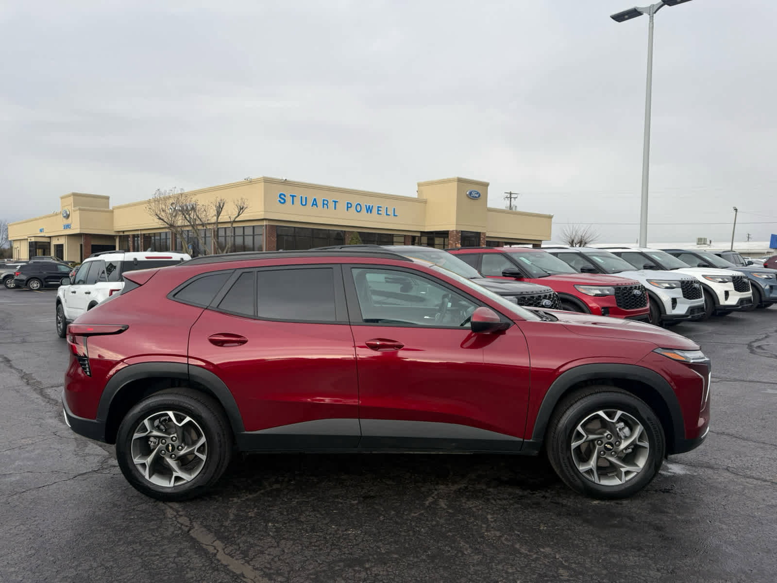 Used 2025 Chevrolet Trax LT w/ LT Convenience Package image 19