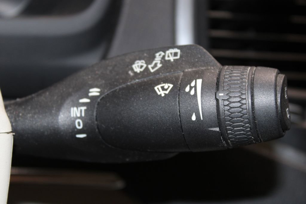 Used 2020 Volvo XC90 T6 Momentum AWD/4WD image 28