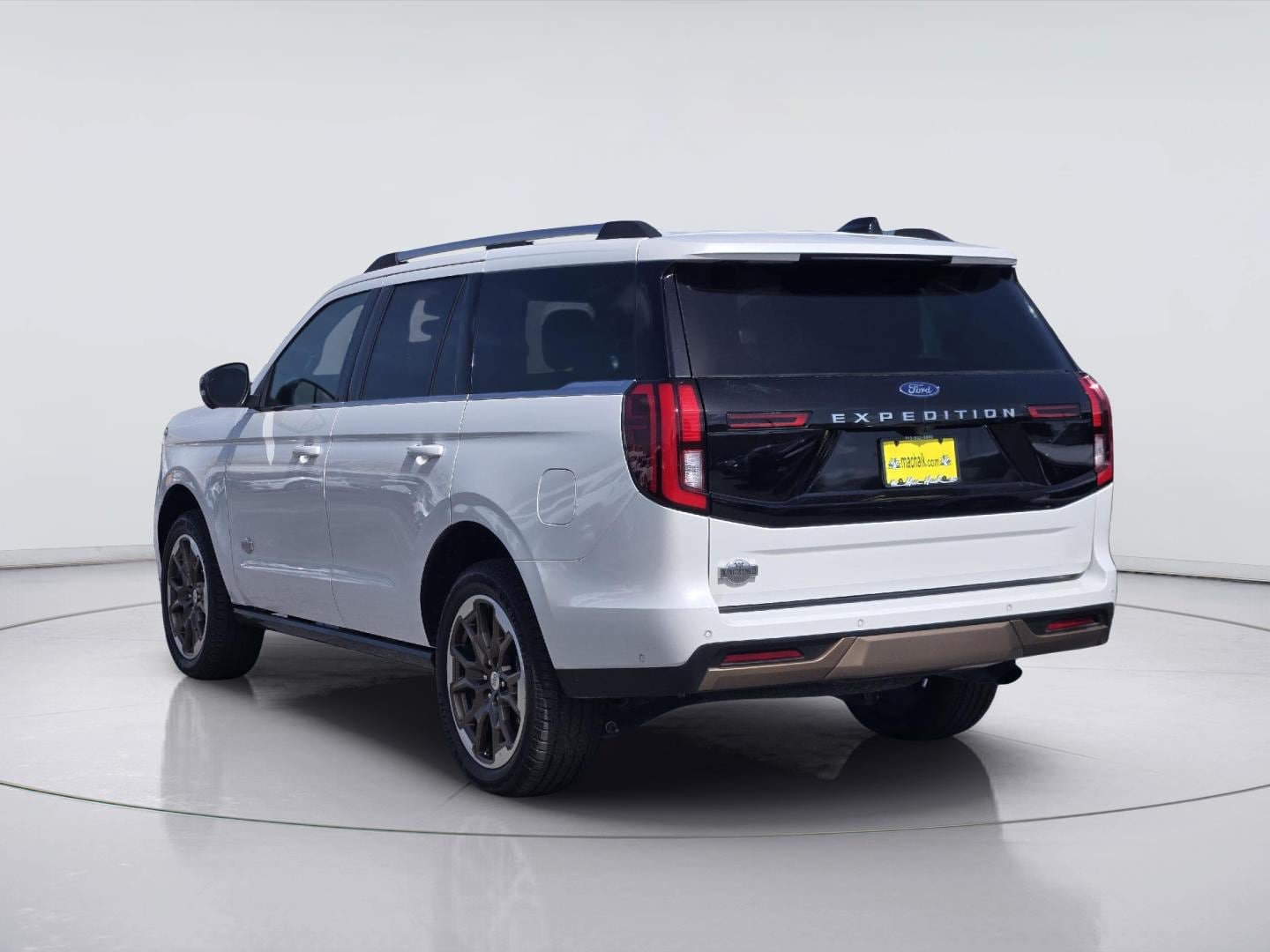 Used 2025 Ford Expedition King Ranch AWD/4WD image 8