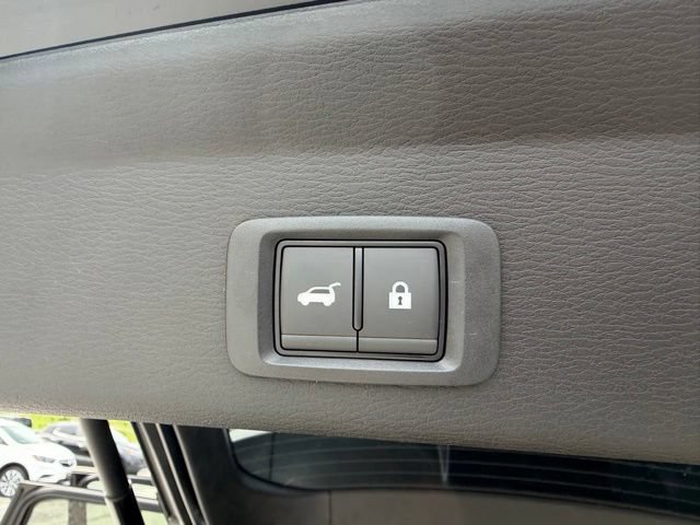 New 2026 Nissan Rogue SL AWD/4WD image 17