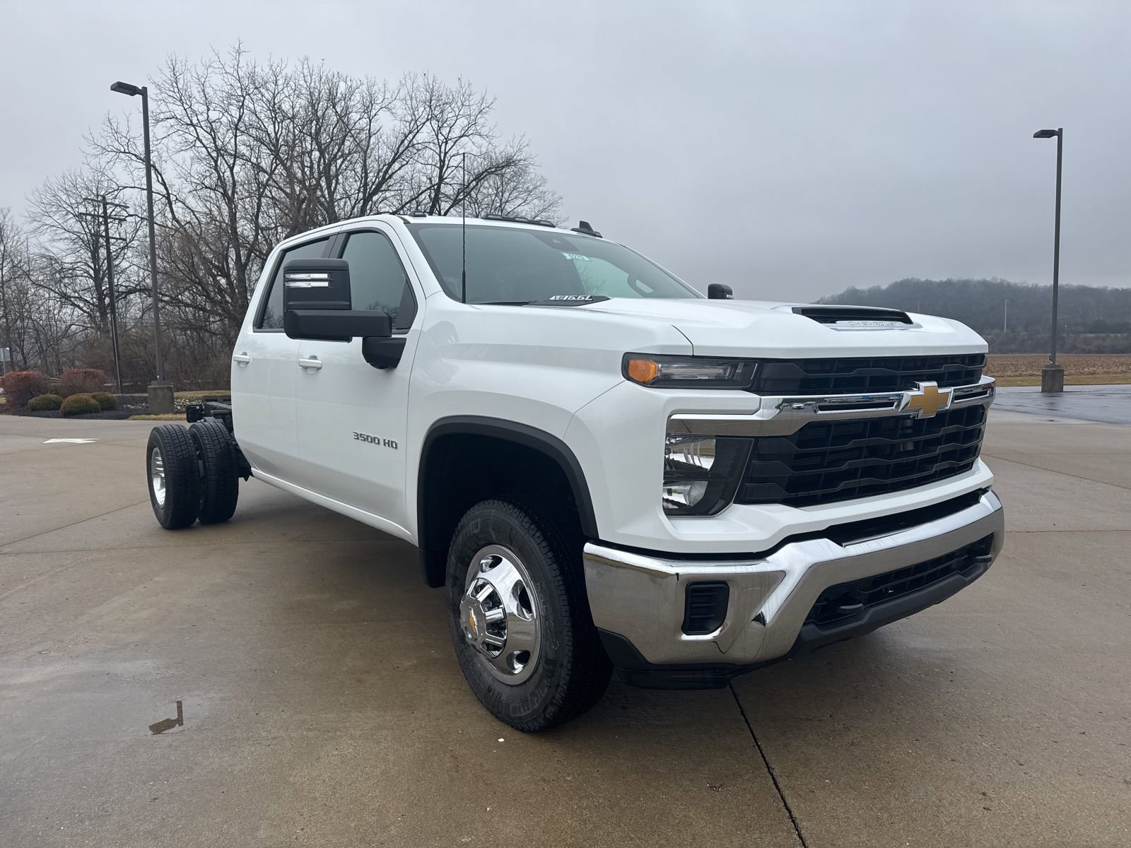 New 2026 Chevrolet Silverado 3500 LT image 3