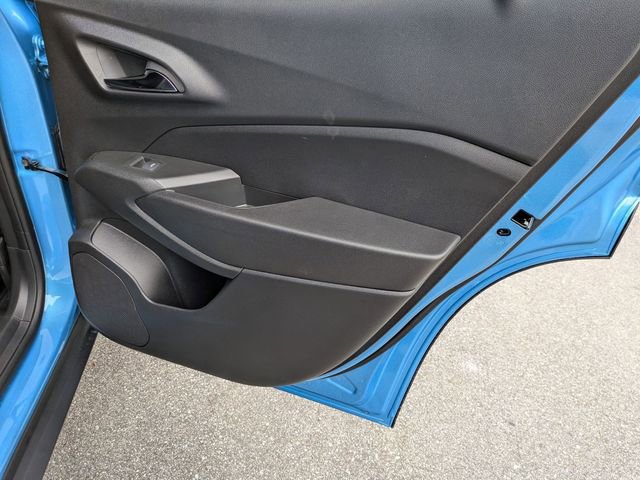 New 2026 Chevrolet Trax LT w/ Sunroof Package FWD image 29