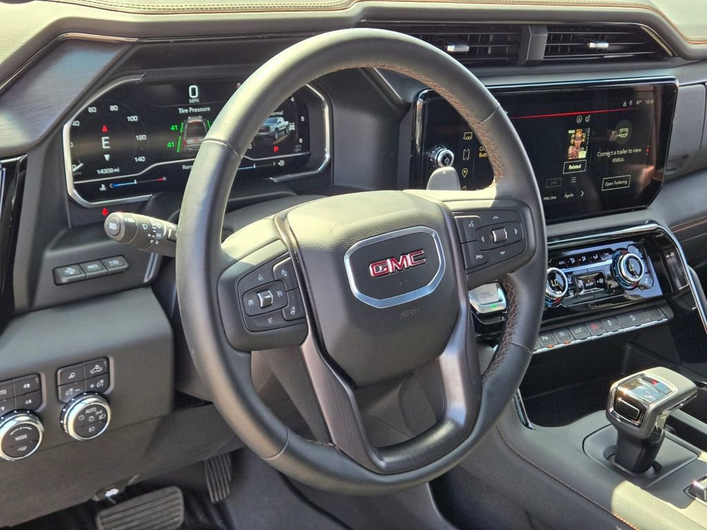 Used 2024 GMC Sierra 1500 AT4 w/ Technology Package AWD/4WD image 20
