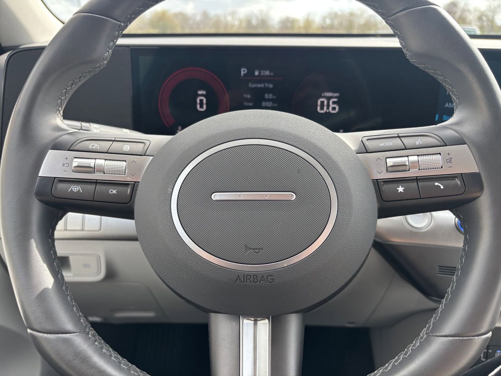 Used 2025 Hyundai Kona SEL image 29