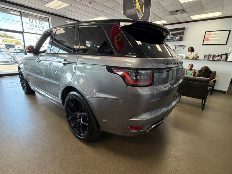 Used 2022 Land Rover Range Rover Sport SVR AWD/4WD image 11