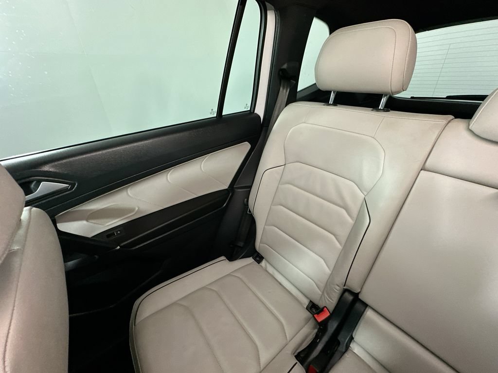 Used 2020 Volkswagen Tiguan SEL Premium R-Line AWD/4WD image 12