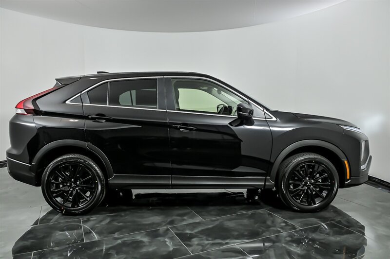New 2026 Mitsubishi Eclipse Cross LE AWD/4WD image 10