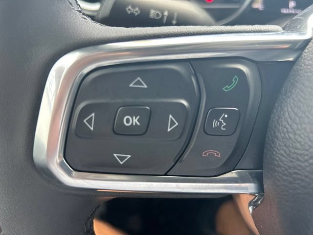 Used 2023 Jeep Wrangler Unlimited Sahara AWD/4WD image 44