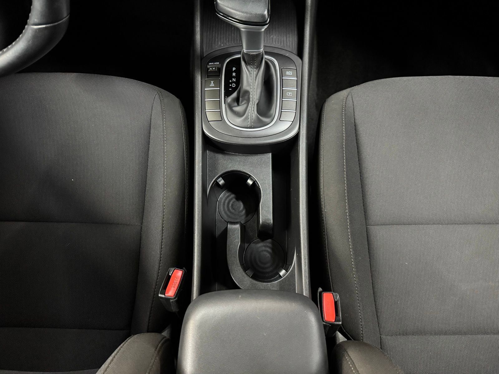 Used 2025 Hyundai Kona SEL image 21