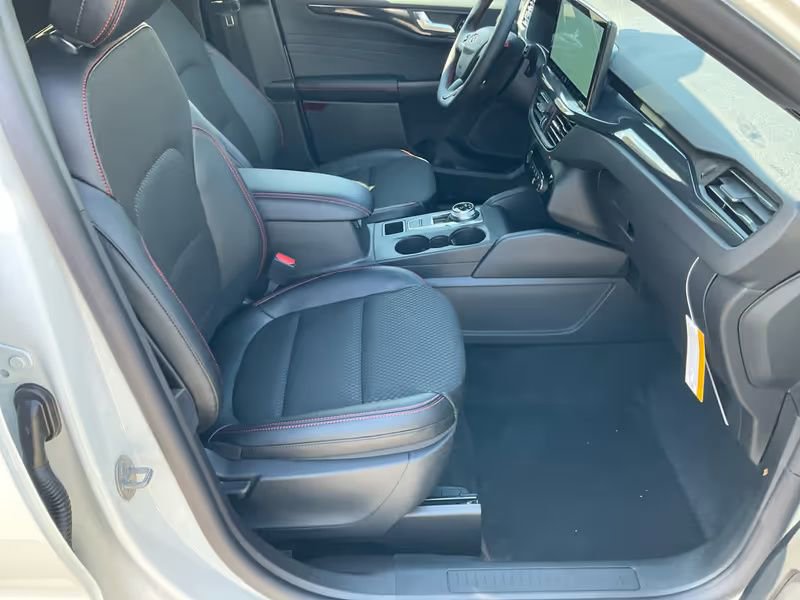 New 2026 Ford Escape ST-Line image 9
