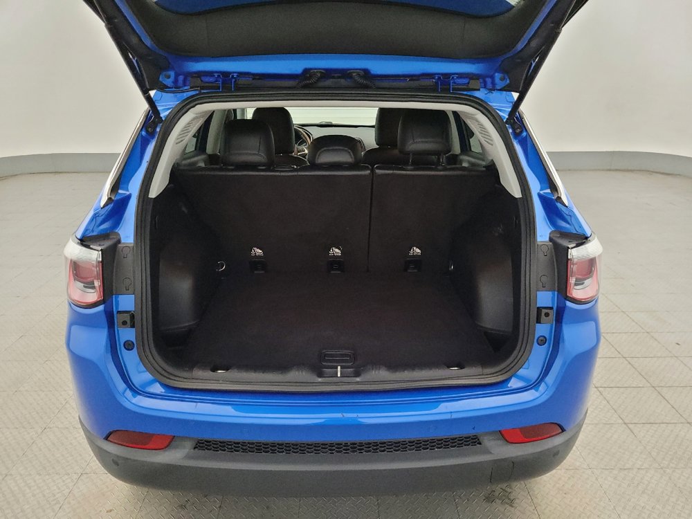 Used 2018 Jeep Compass Latitude w/ Safe & Security Group image 29