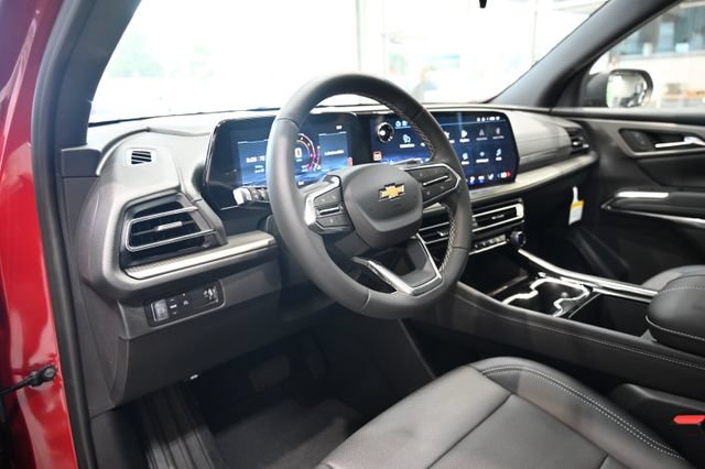 New 2026 Chevrolet Traverse LT w/ Sun and Wheel Package FWD image 20