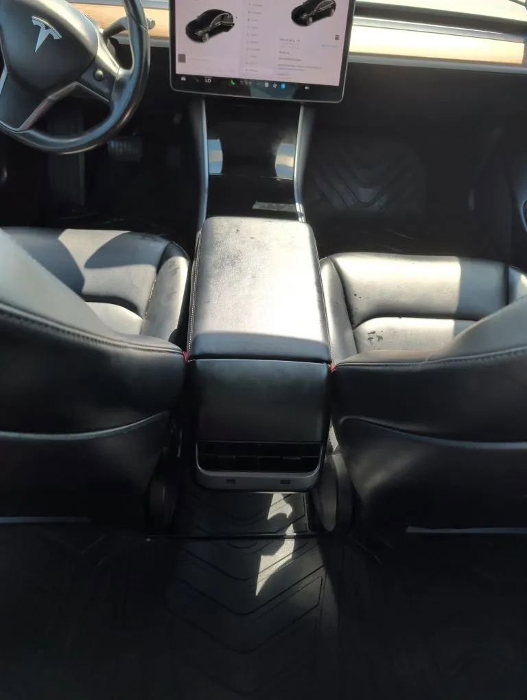 Used 2019 Tesla Model 3 Long Range image 25