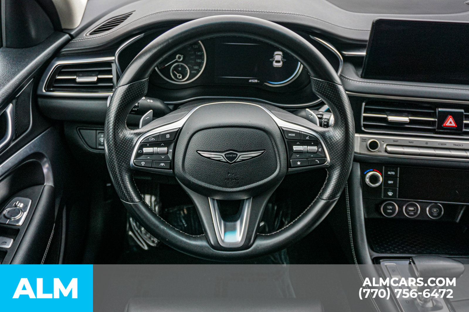 Used 2025 Genesis G70 2.5T RWD image 28
