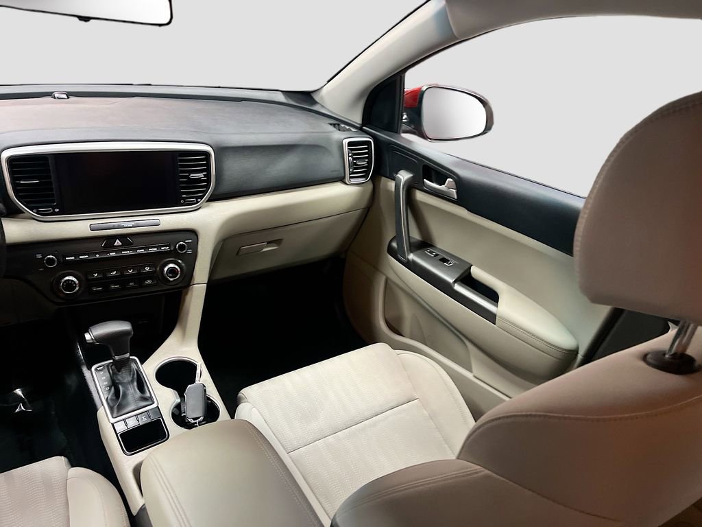 Used 2022 Kia Sportage LX image 21