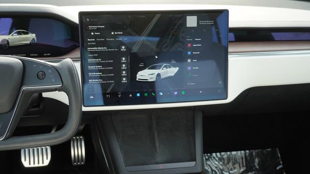 Used 2022 Tesla Model S AWD/4WD image 15