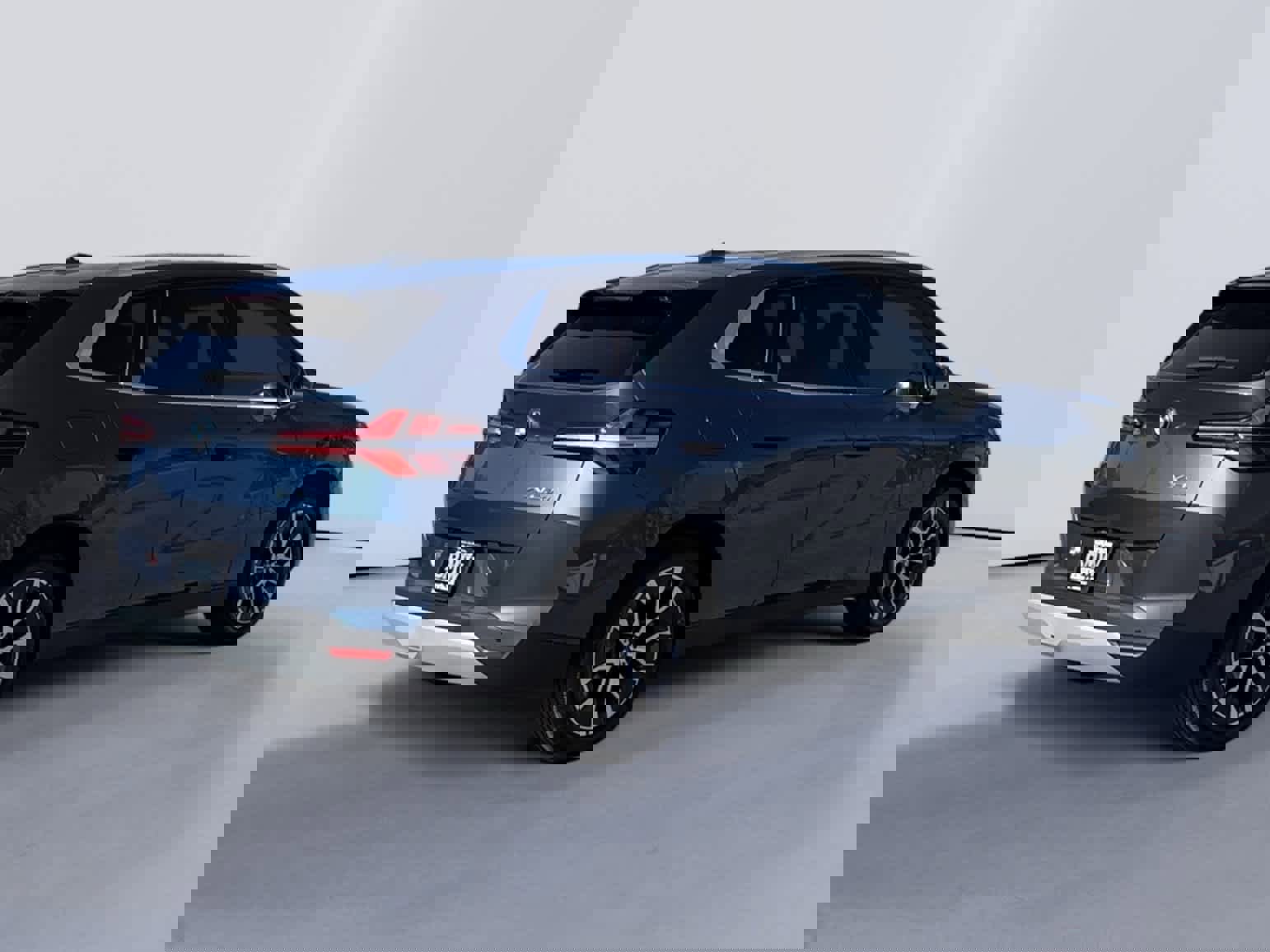 New 2026 BMW X3 xDrive30 w/ Premium Package image 3