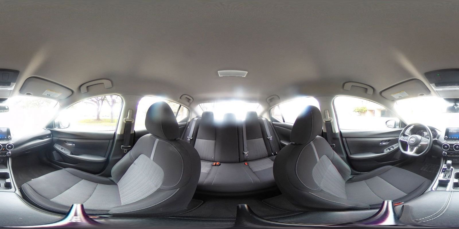 Used 2025 Nissan Sentra SV image 36