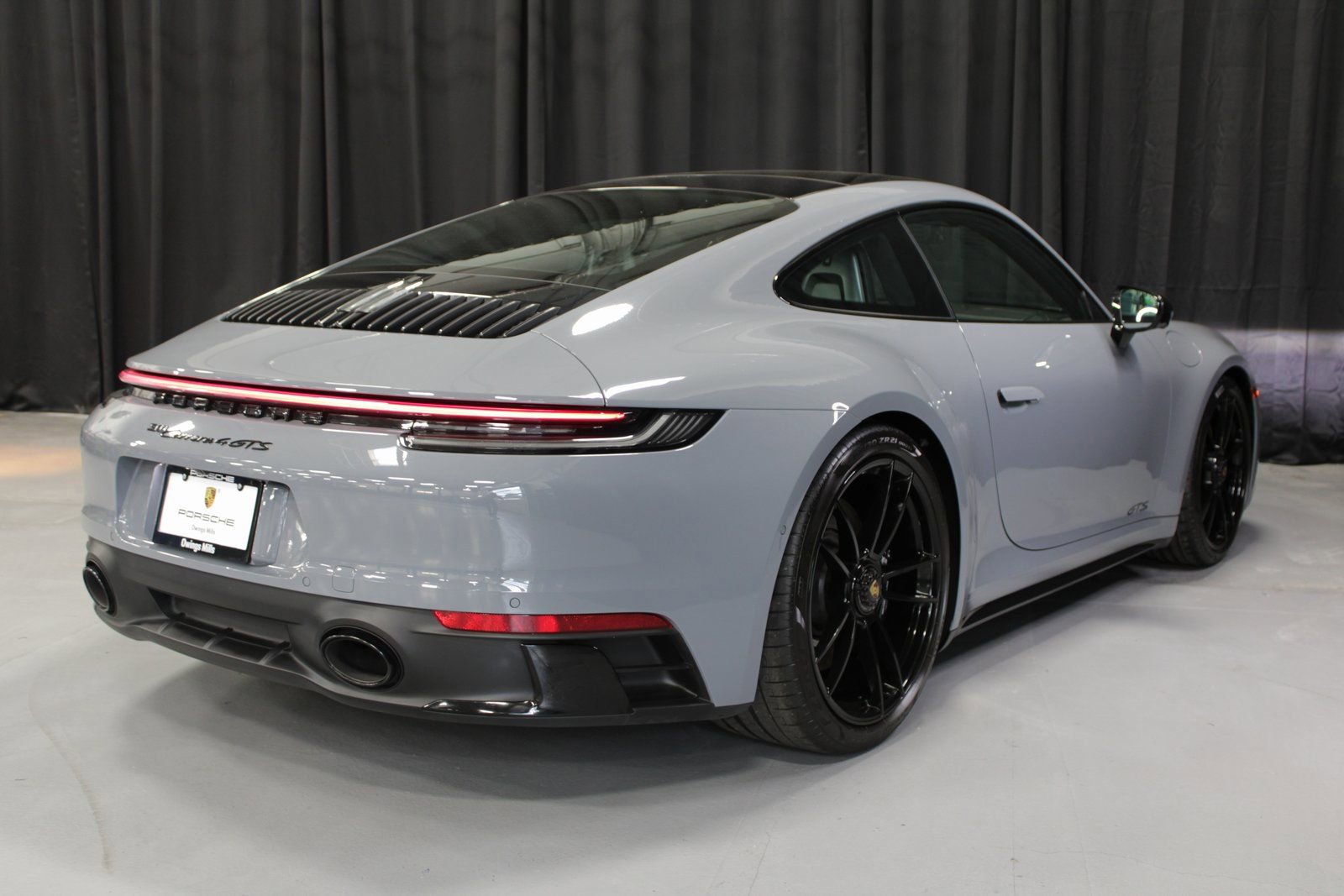 Certified 2024 Porsche 911 Carrera 4 GTS image 8