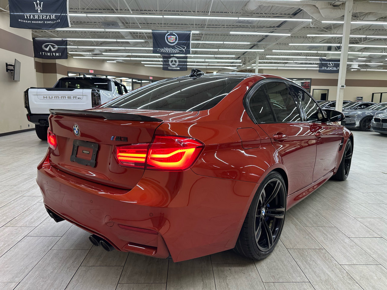 Used 2018 BMW M3 image 7