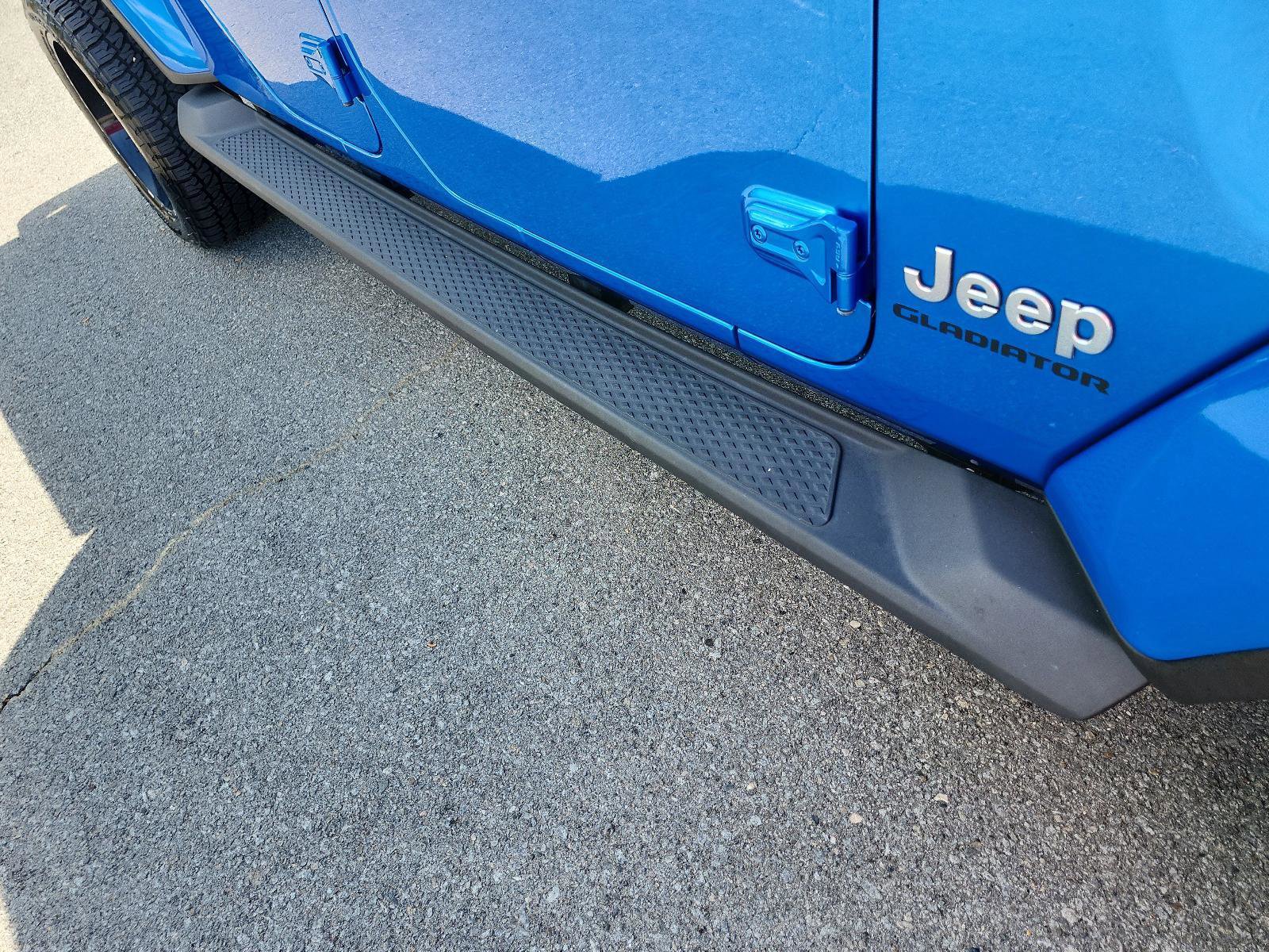 Used 2021 Jeep Gladiator Overland image 9