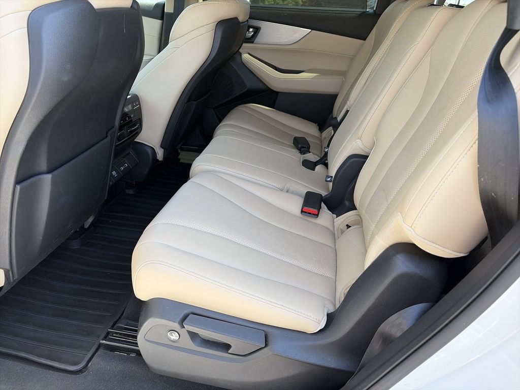Used 2023 Acura MDX w/ Technology Package AWD/4WD image 29