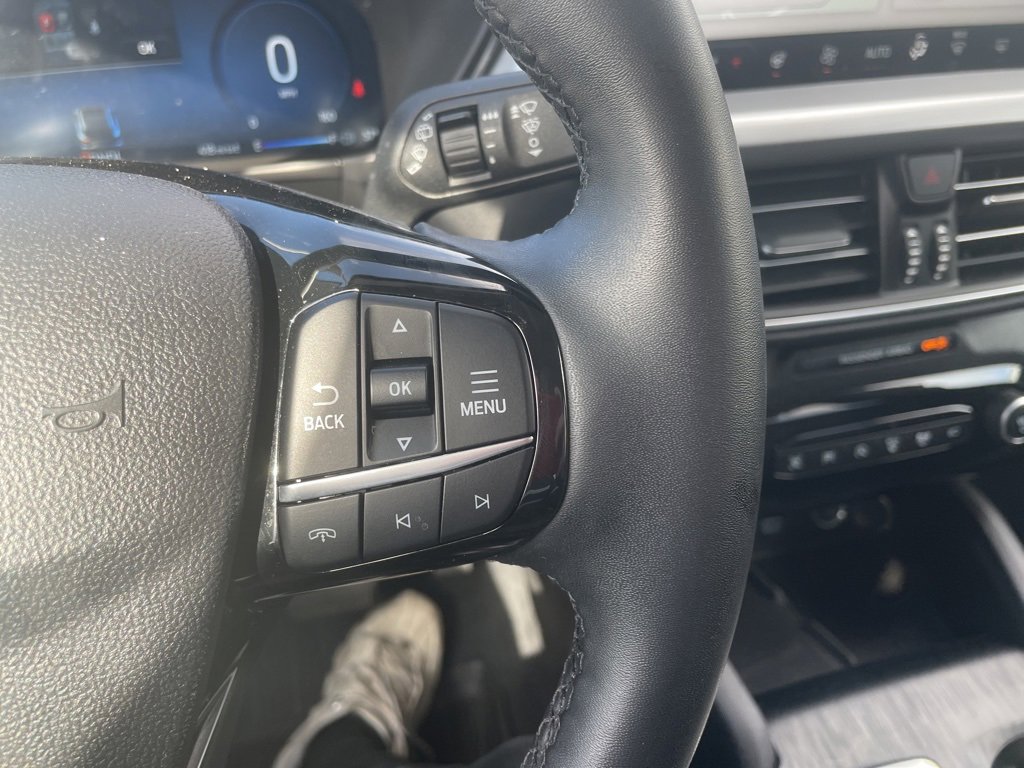 Used 2023 Ford Escape Platinum image 50